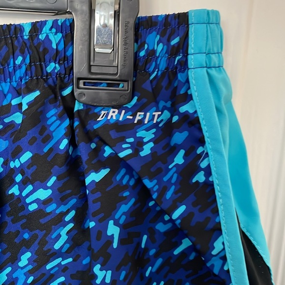 Nike dri fit running shorts - Picture 6 of 7